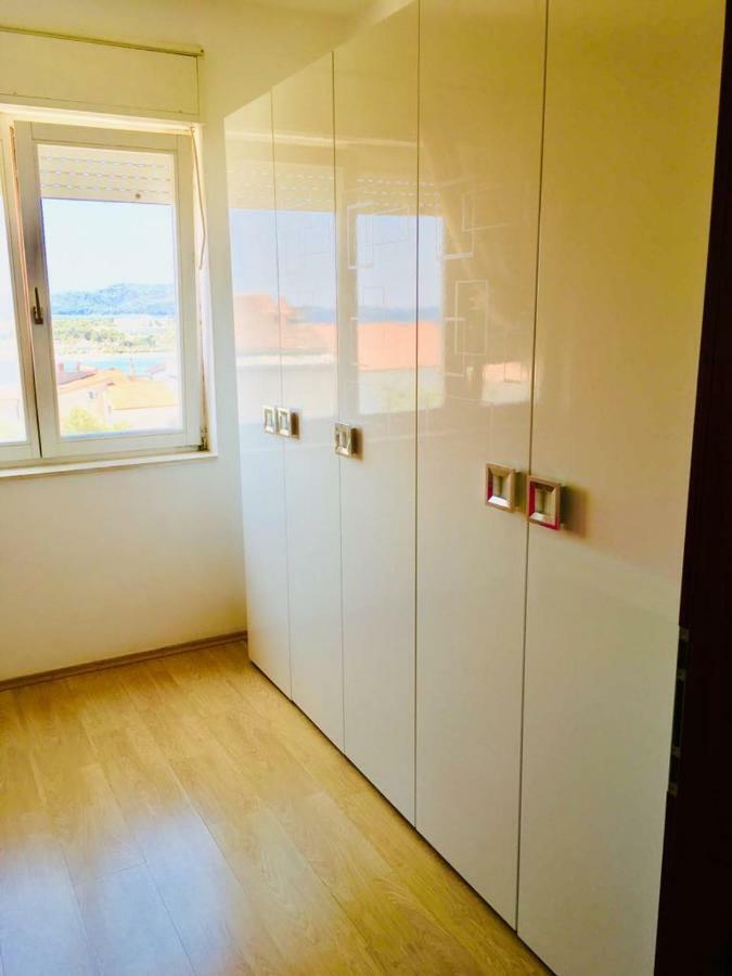 Apartmani Nina シベニク エクステリア 写真