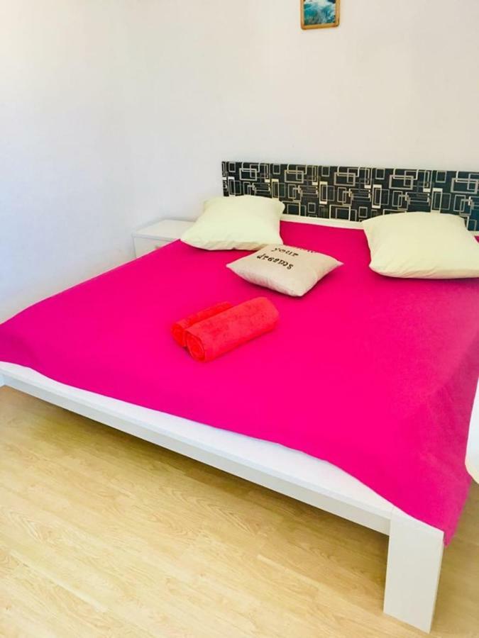 Apartmani Nina シベニク エクステリア 写真